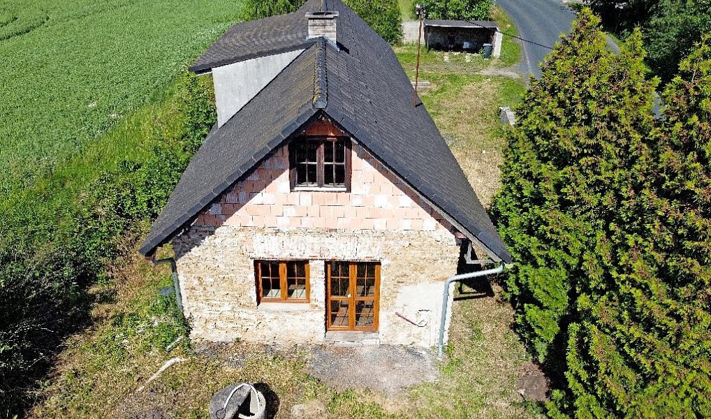 Prodej domu 120 m² s pozemkem 850 m², Uhlířské Janovice – náhled fotky 2