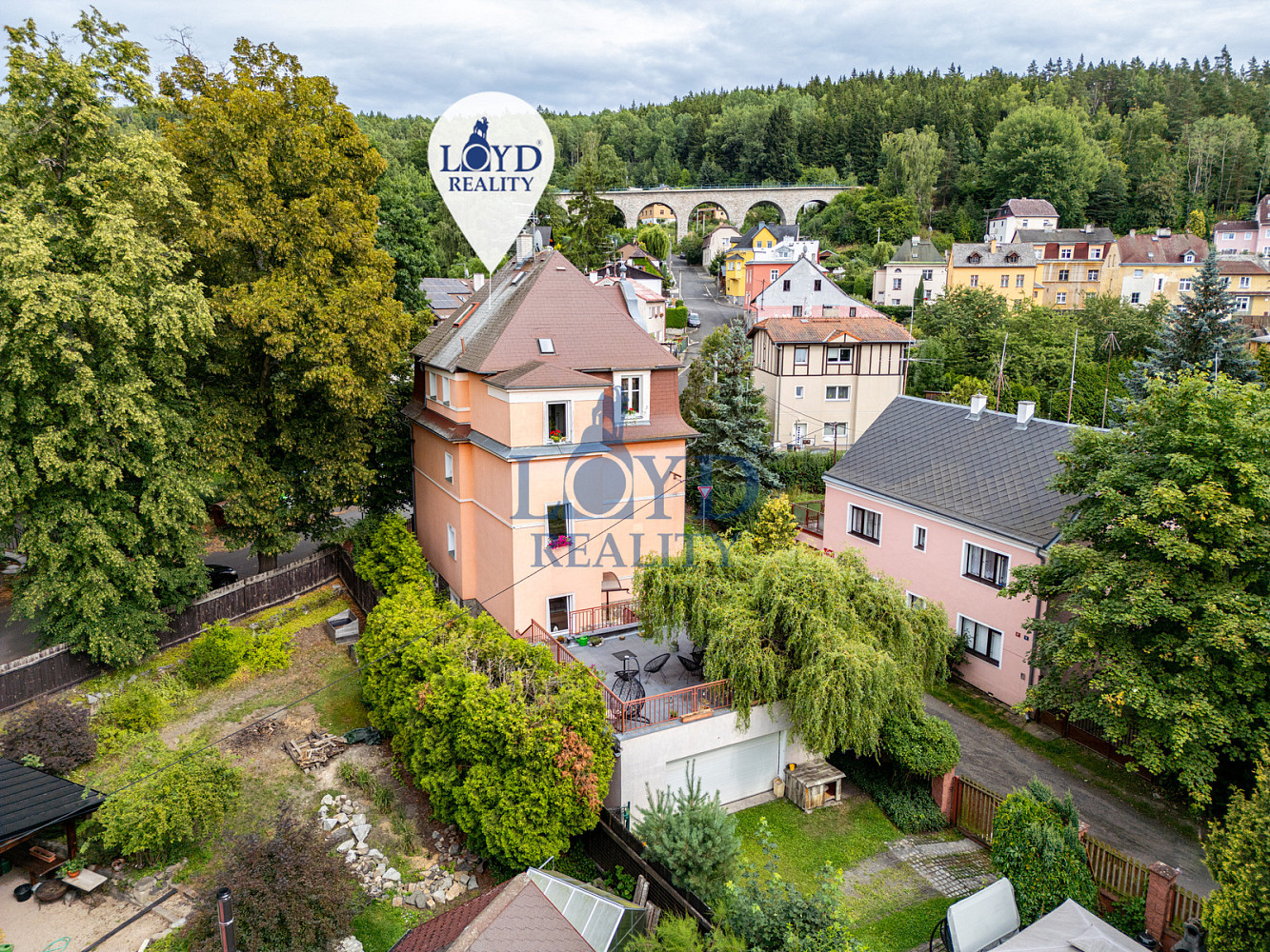 Prodej nájemního domu, činžáku 221 m² — photo 3
