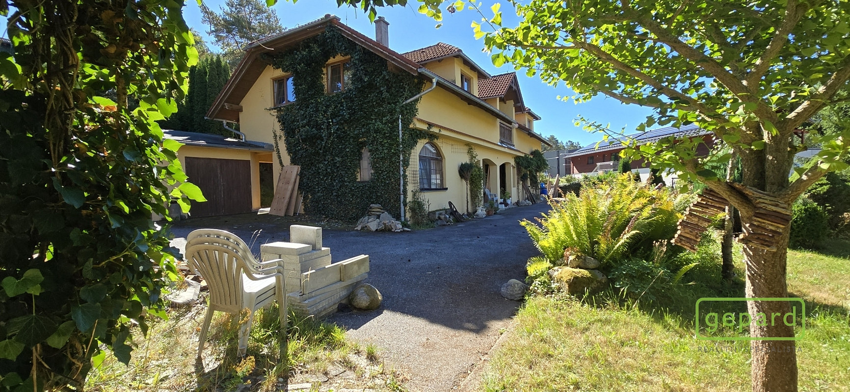 Prodej domu 250 m² s pozemkem 1 170 m²