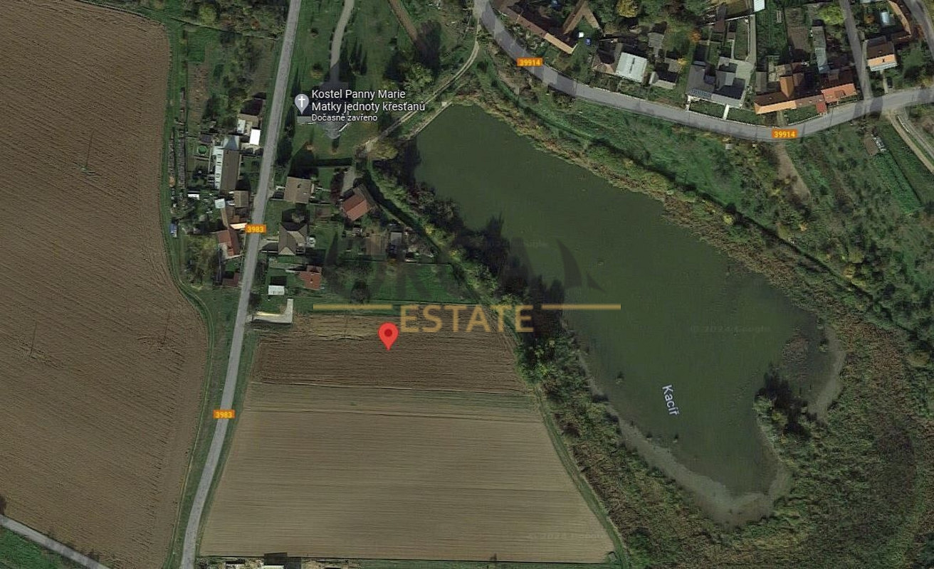 Prodej stavebního pozemku 1 950 m² – fotografie 3