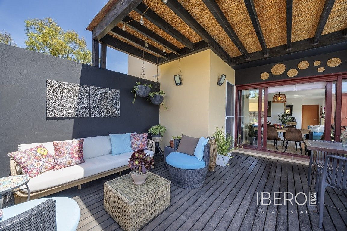 Prodej domu 260 m² s pozemkem 400 m² - Vista 5