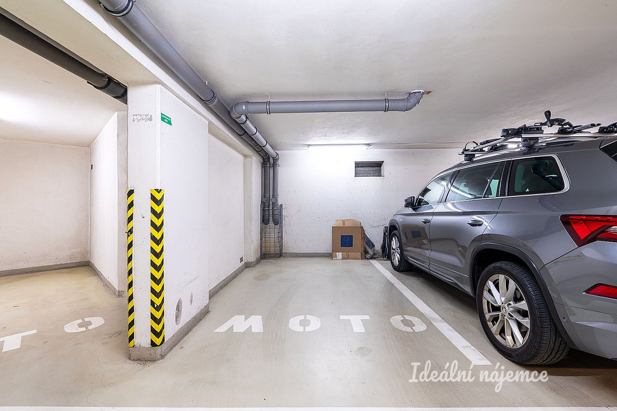 Pronájem bytu 1+kk 32 m² – fotografie 3