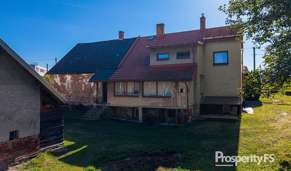 Prodej domu 180 m² s pozemkem 3 422 m², Ropice – náhled fotky 18