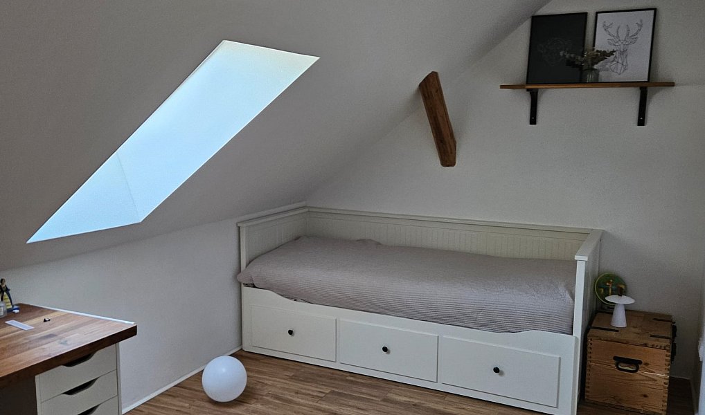 Prodej domu 189 m² s pozemkem 1 127 m², Radostná pod Kozákovem – náhled fotky 22