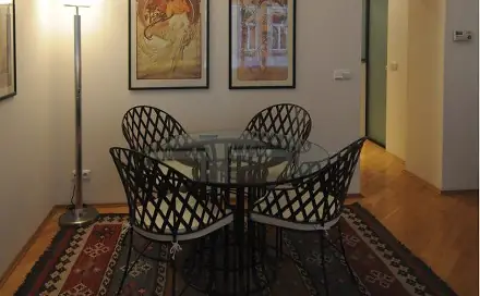 Pronájem bytu 3+1 80 m², Odborů, Praha 2 - Nové Město