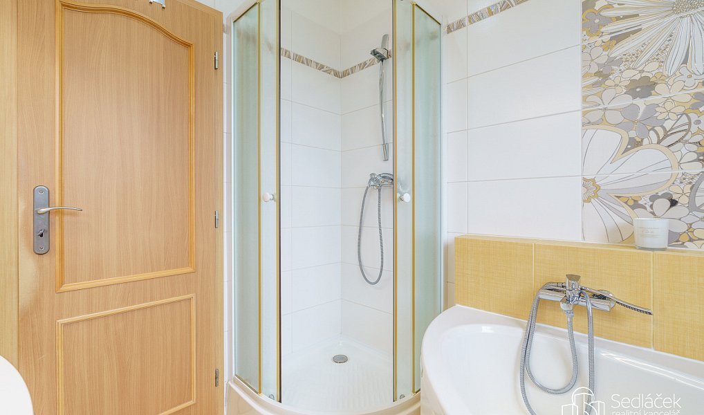 Prodej domu 100 m² s pozemkem 1 272 m², Nové Sedlo – náhled fotky 16