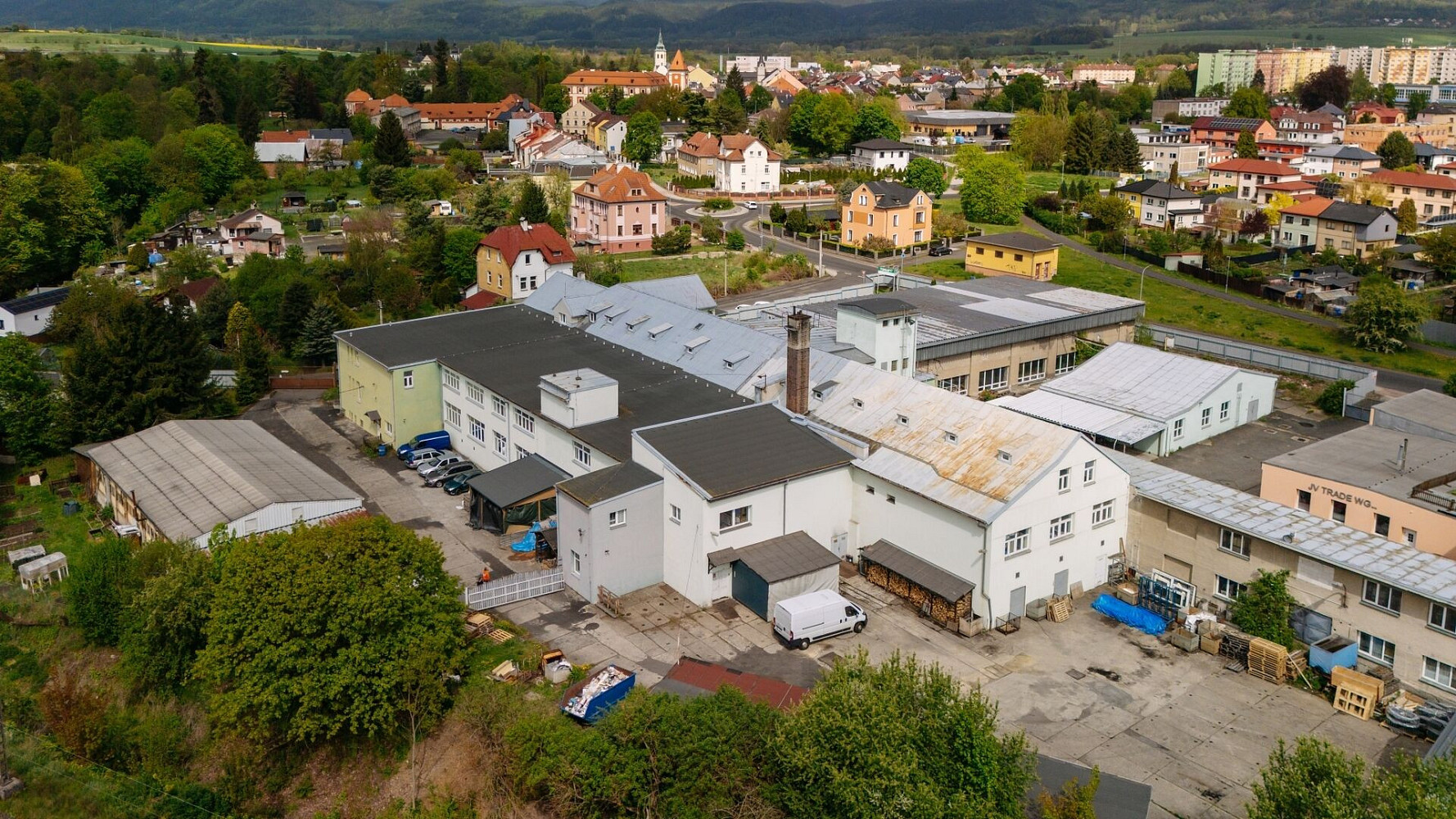 Prodej výrobních prostor 11 439 m²