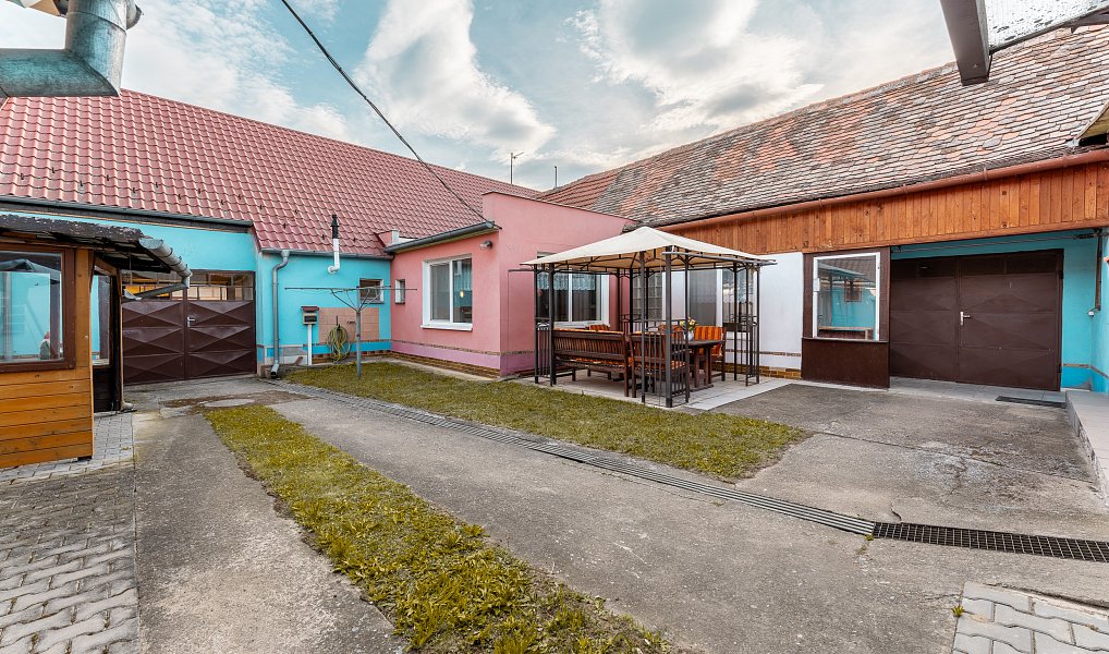 Prodej domu 200 m² s pozemkem 1 330 m², Kubšice – náhled fotky 20