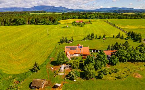 Prodej domu 338 m² s pozemkem 2 853 m², Chotěvice, okres Trutnov