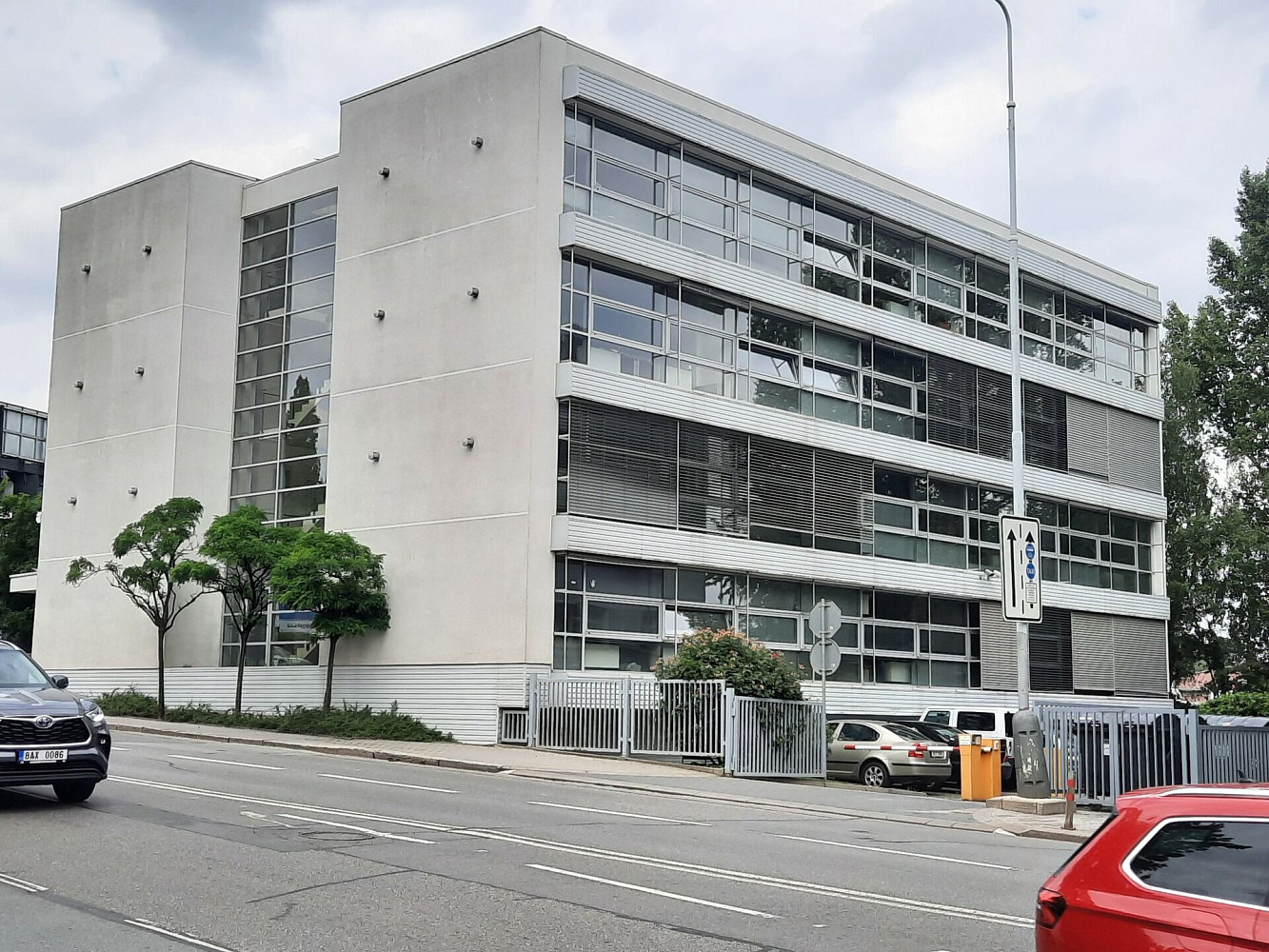Pronájem kanceláře 97 m² – pohled 6