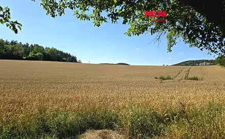 Prodej pole 15 359 m², Horažďovice - Komušín, okres Klatovy