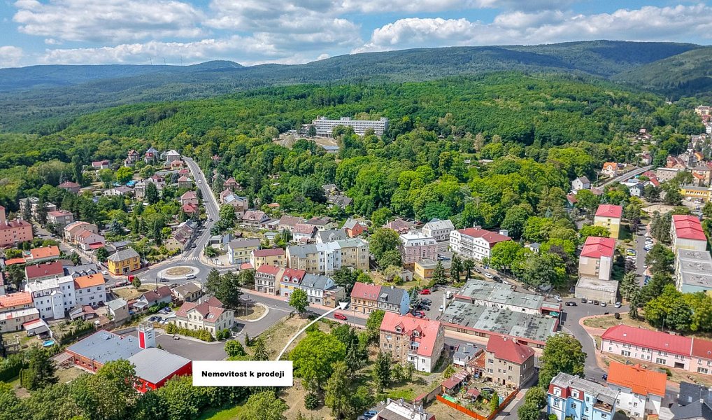 Prodej domu 350 m² s pozemkem 207 m², Dubí – náhled fotky 52