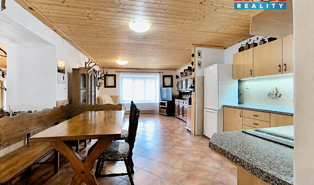 Prodej domu 167 m² s pozemkem 1 395 m², Pelhřimov – náhled fotky 3