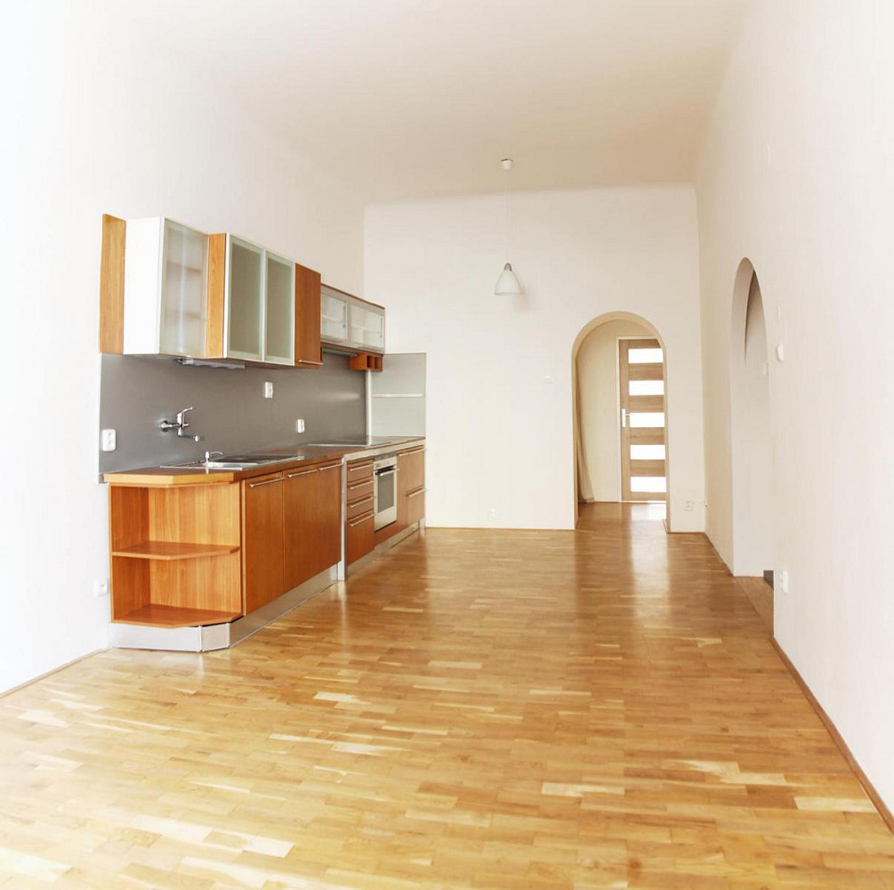 Pronájem bytu 2+1 64 m² – fotografie 3