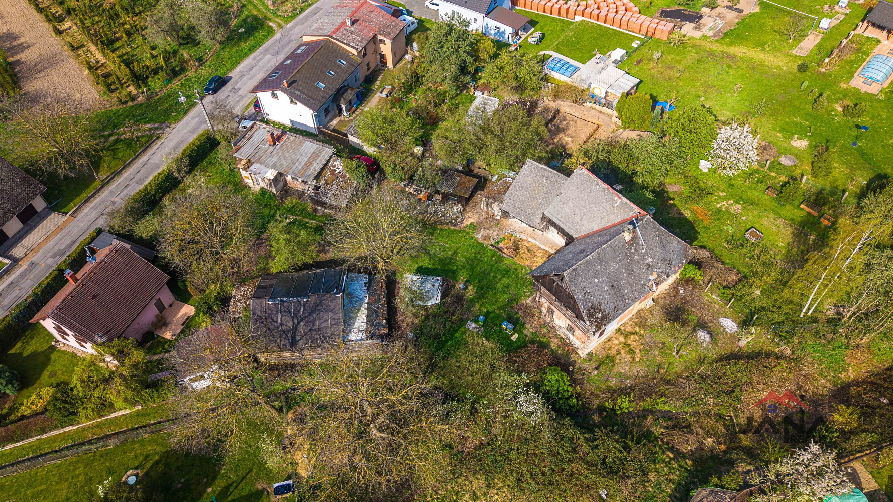 Prodej stavebního pozemku 1 532 m² – fotografie 3