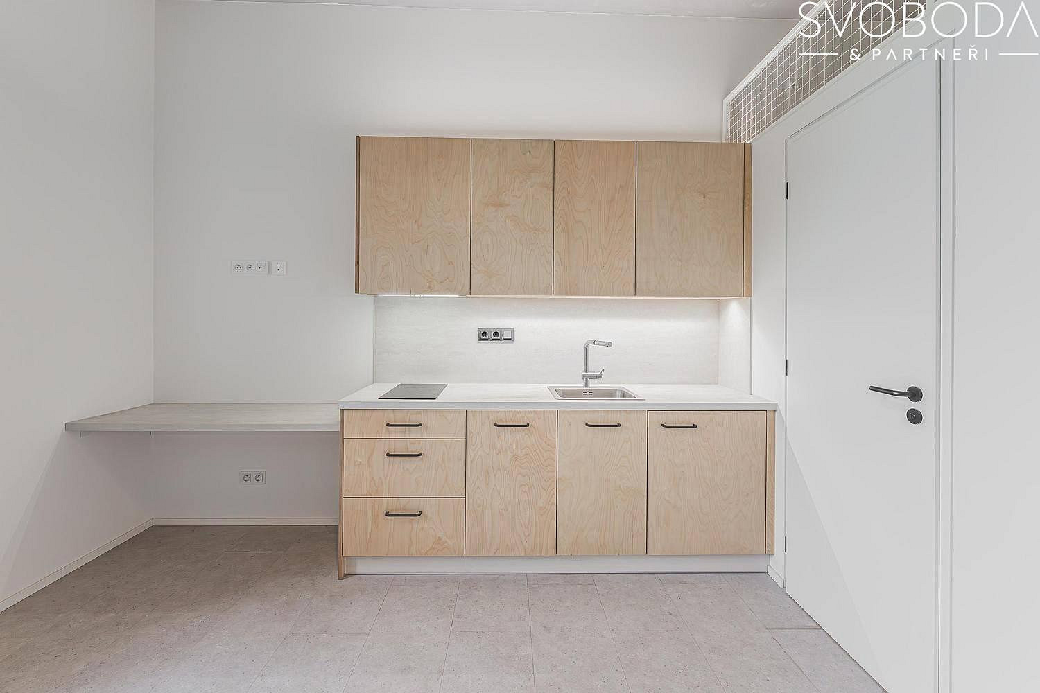Pronájem bytu 1+kk 28 m² — photo 3