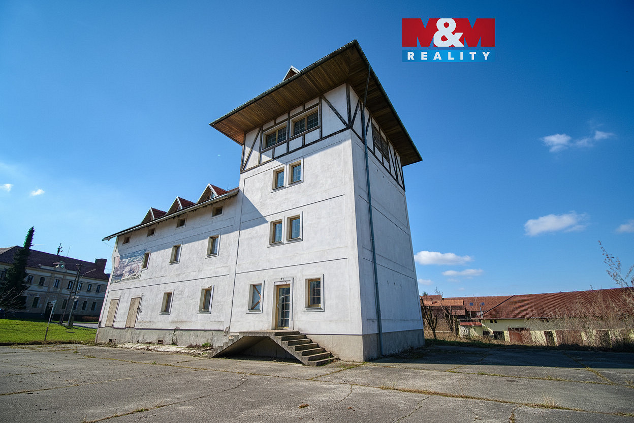 Prodej obchodních prostor 720 m²