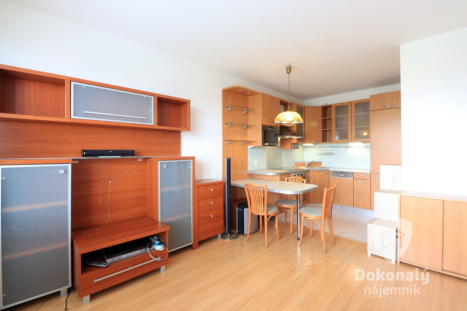 Pronájem bytu 2+kk 40 m² – fotografie 5