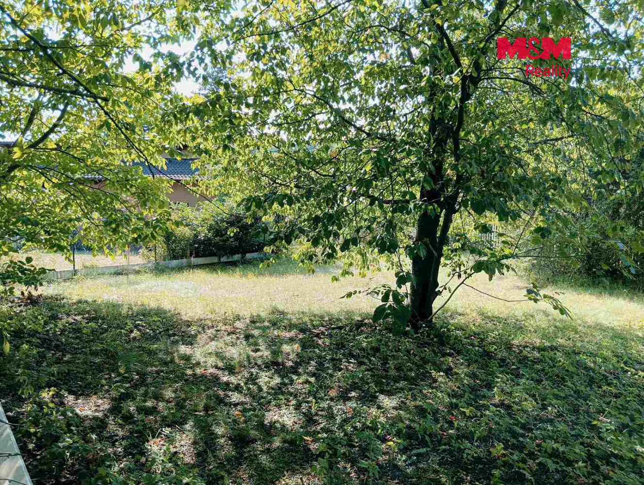 Pronájem zahrady 635 m² — photo 2