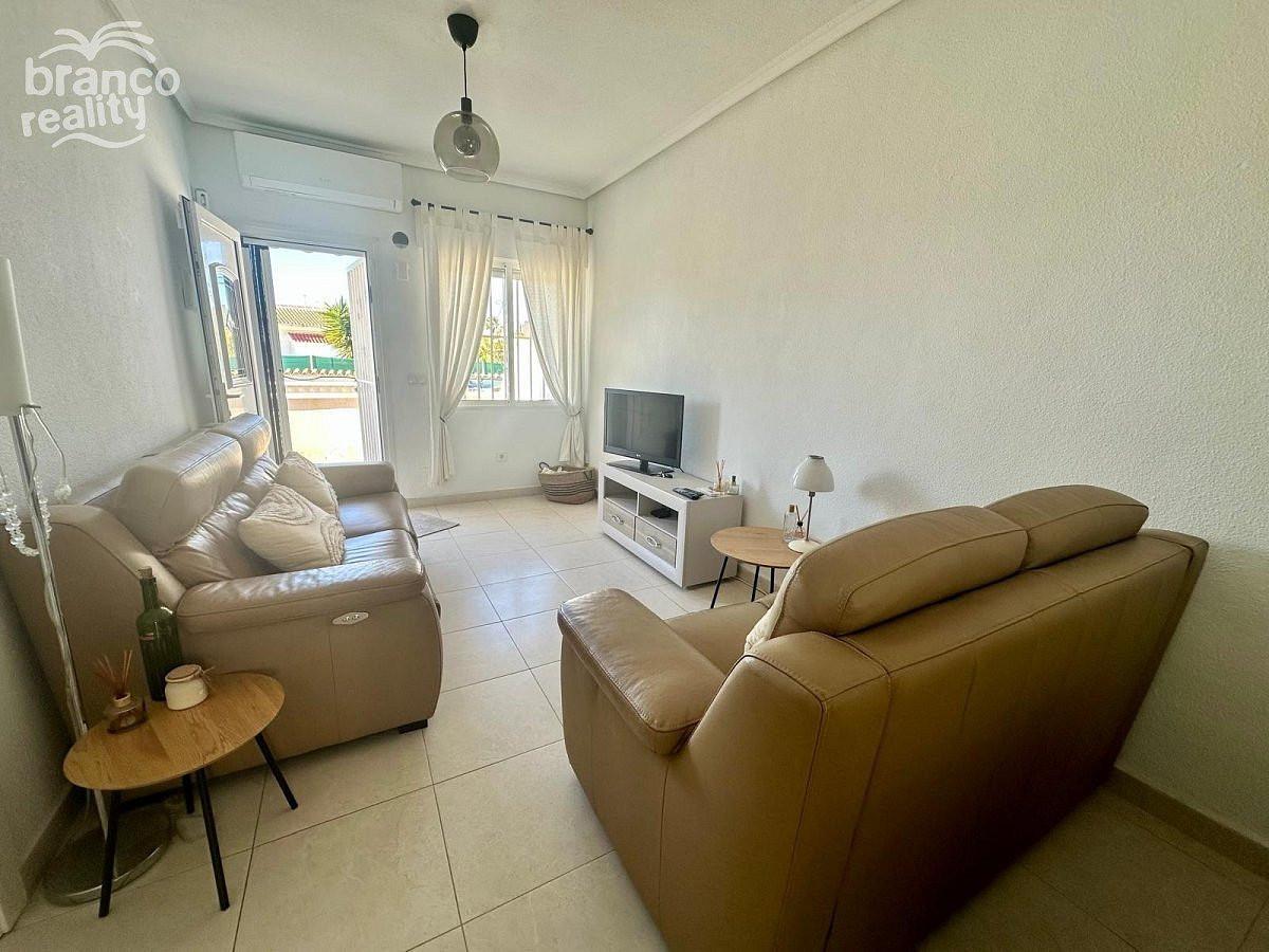Prodej domu 60 m² s pozemkem 500 m² - Vista 5