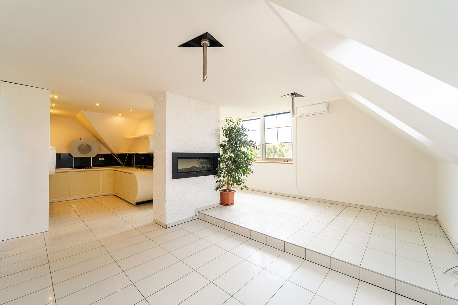 Prodej bytu 4+kk 173 m²