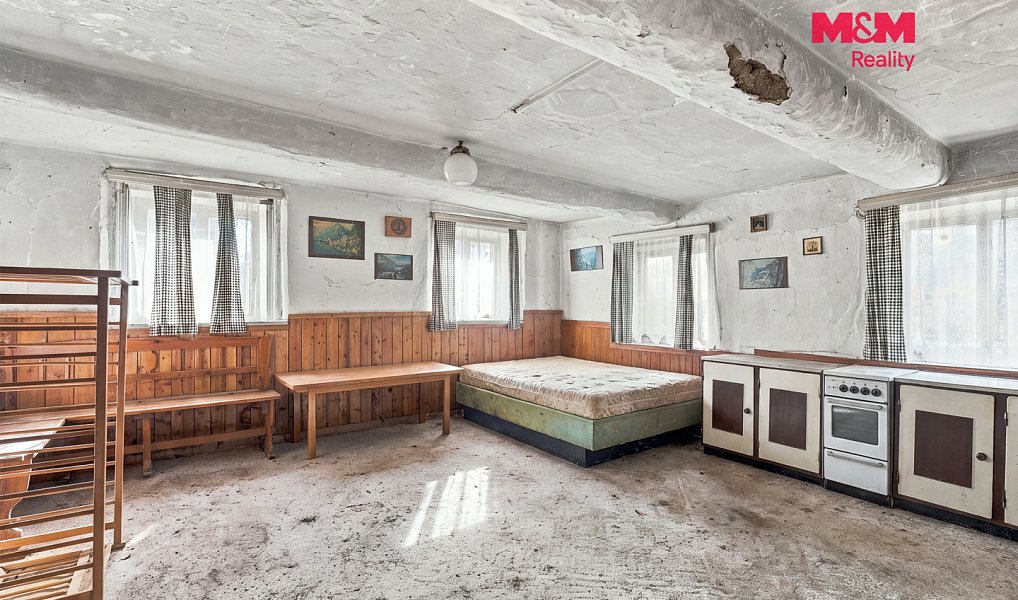Prodej domu 214 m² s pozemkem 1 014 m², Štětí – náhled fotky 5