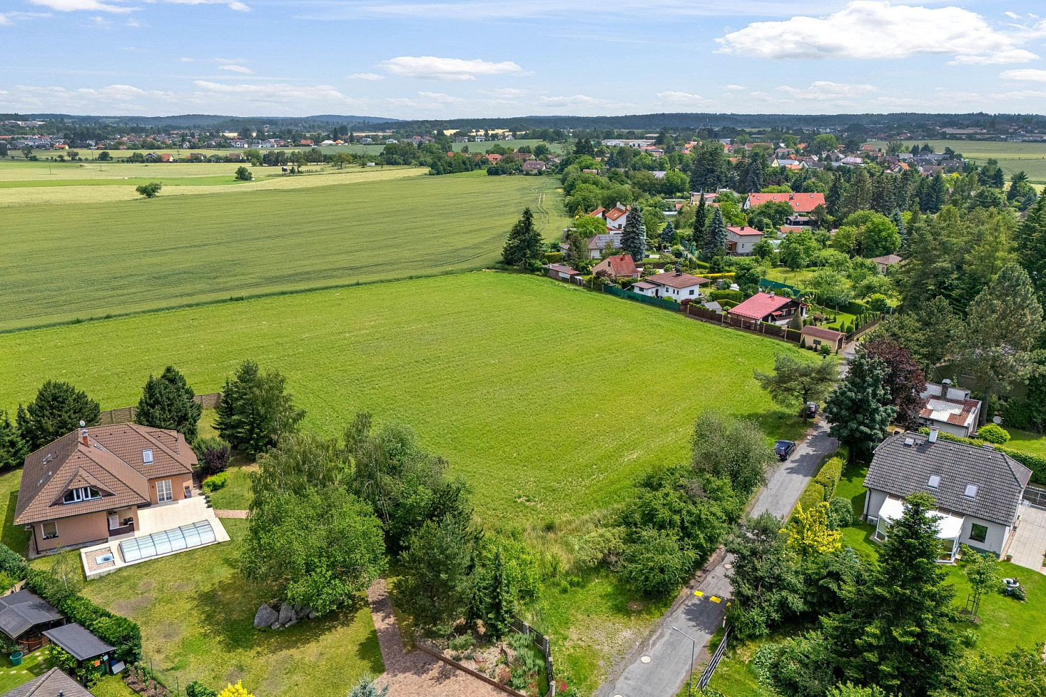 Prodej stavebního pozemku 3 860 m²