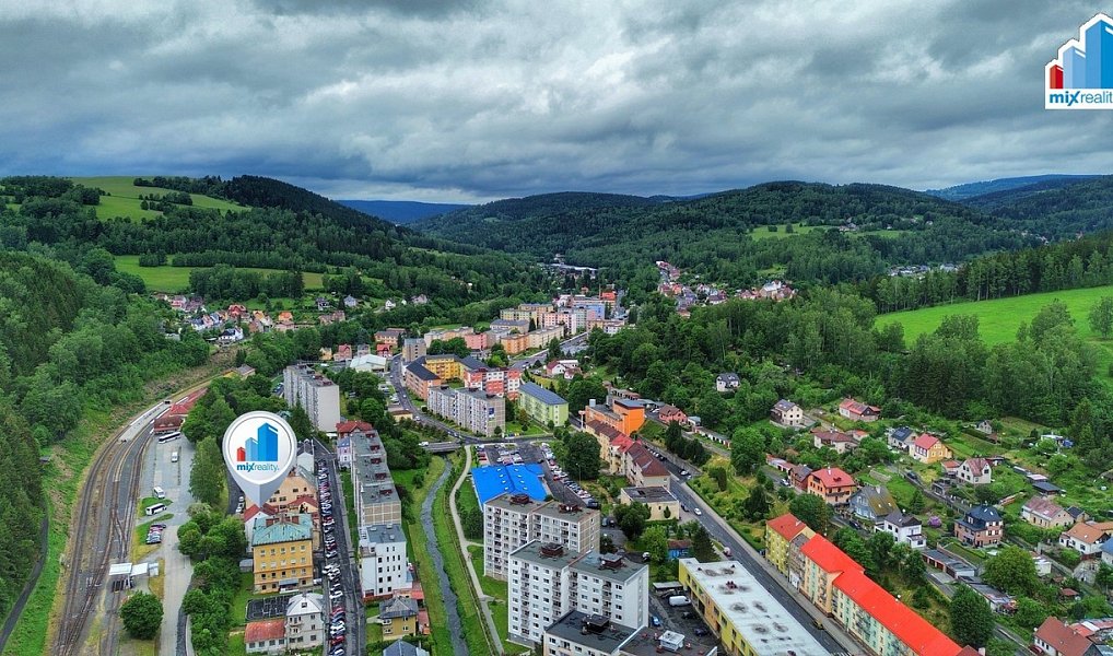 Prodej domu 304 m² s pozemkem 365 m², Kraslice – náhled fotky 30