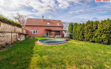 Prodej domu 133 m² s pozemkem 1 126 m², Zlonice - Břešťany, okres Kladno