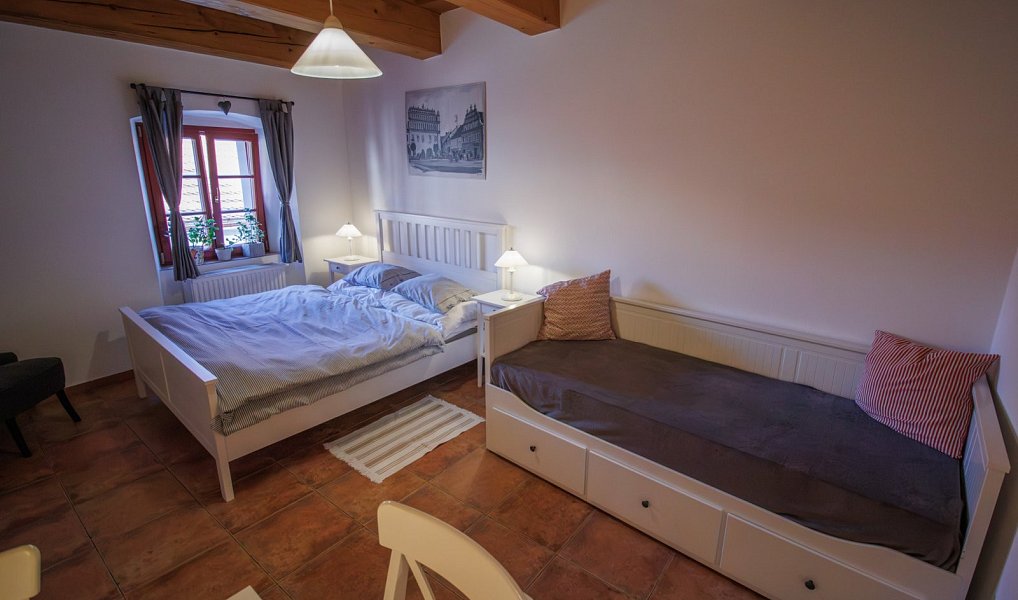 Pronájem bytu atypického 25 m², Sušice – náhled fotky 2
