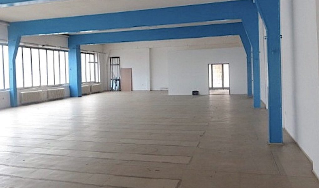 Pronájem obchodních prostor 140 m², Most – náhled fotky 2
