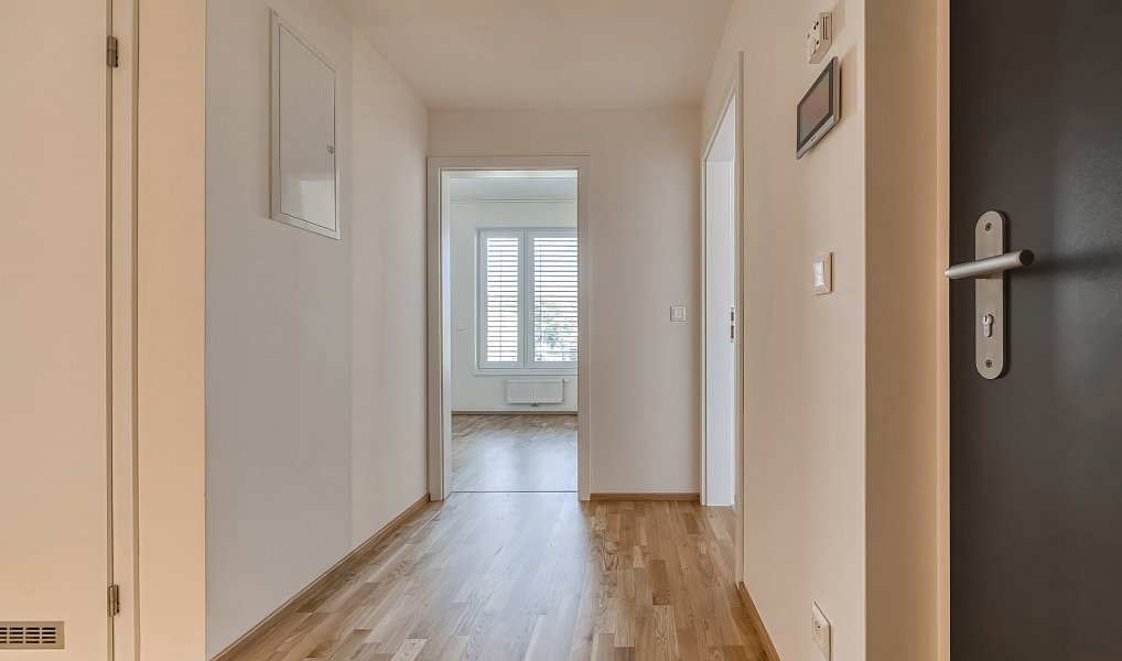 Prodej bytu 4+kk 103 m², Praha – náhled fotky 38
