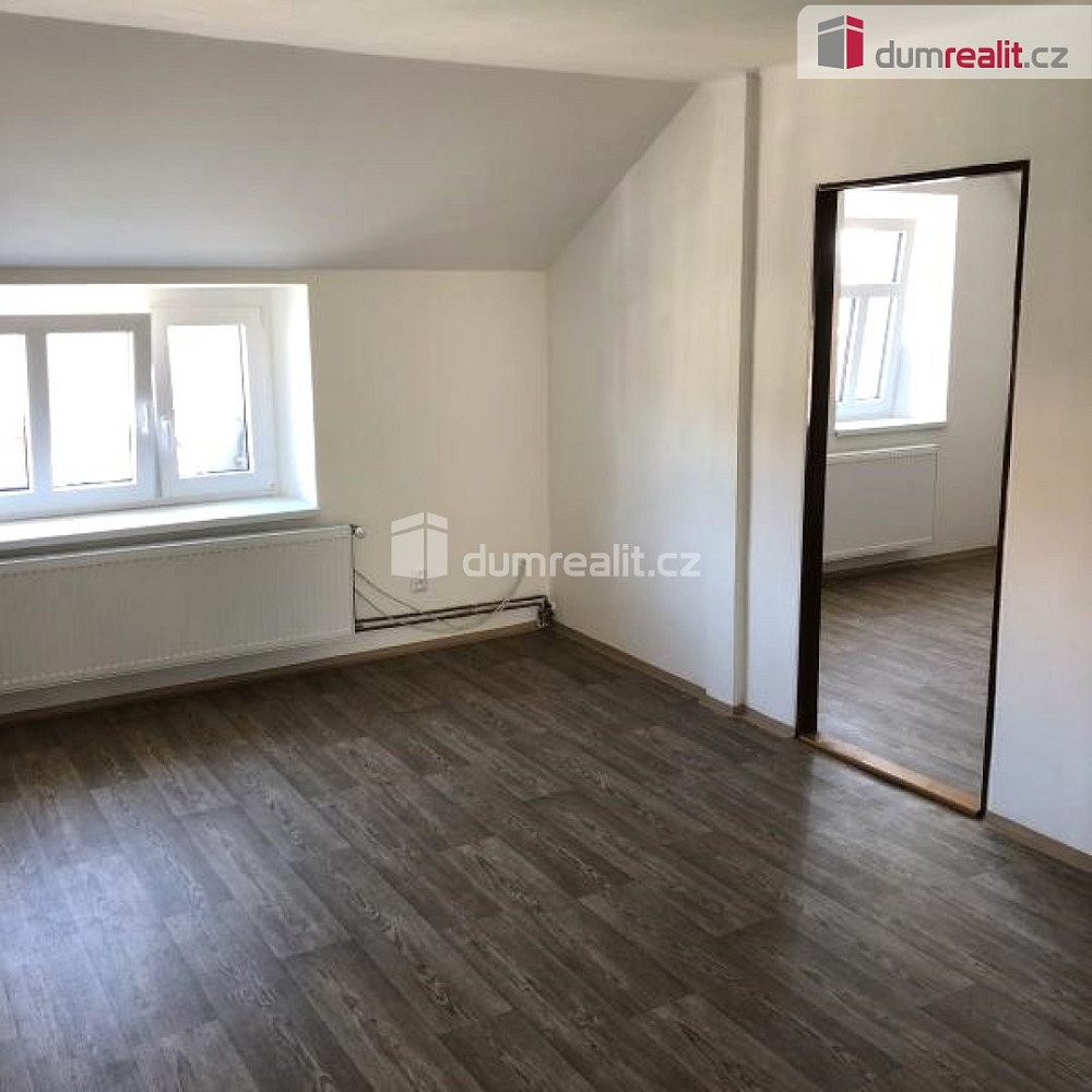 Pronájem bytu 2+1 56 m² — photo 4