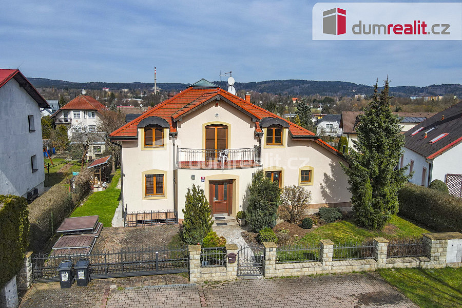 Prodej domu 440 m² s pozemkem 683 m² — photo 2