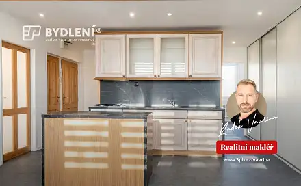 Pronájem bytu 4+kk 66 m², J. A. Komenského, Meziboří, okres Most