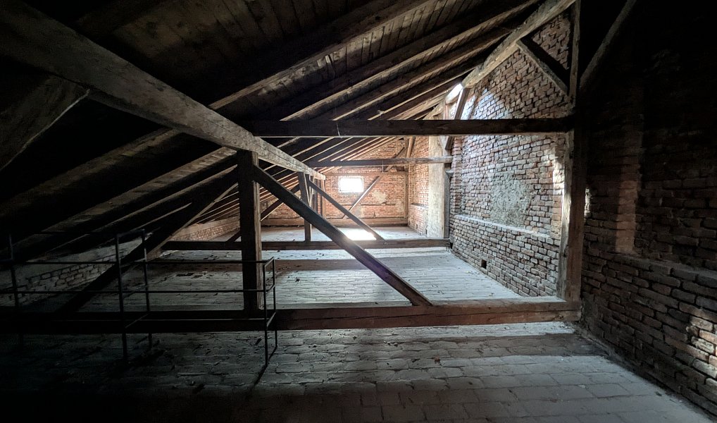 Prodej nájemního domu, činžáku 1 100 m², Králíky – náhled fotky 34
