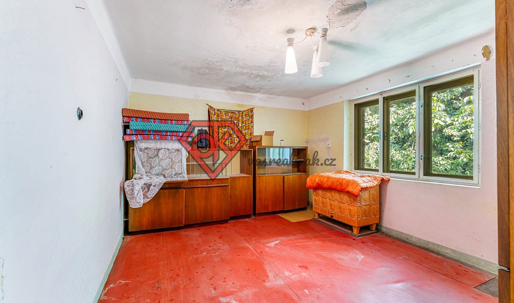 Prodej domu 216 m² s pozemkem 4 048 m², Osečnice – náhled fotky 13
