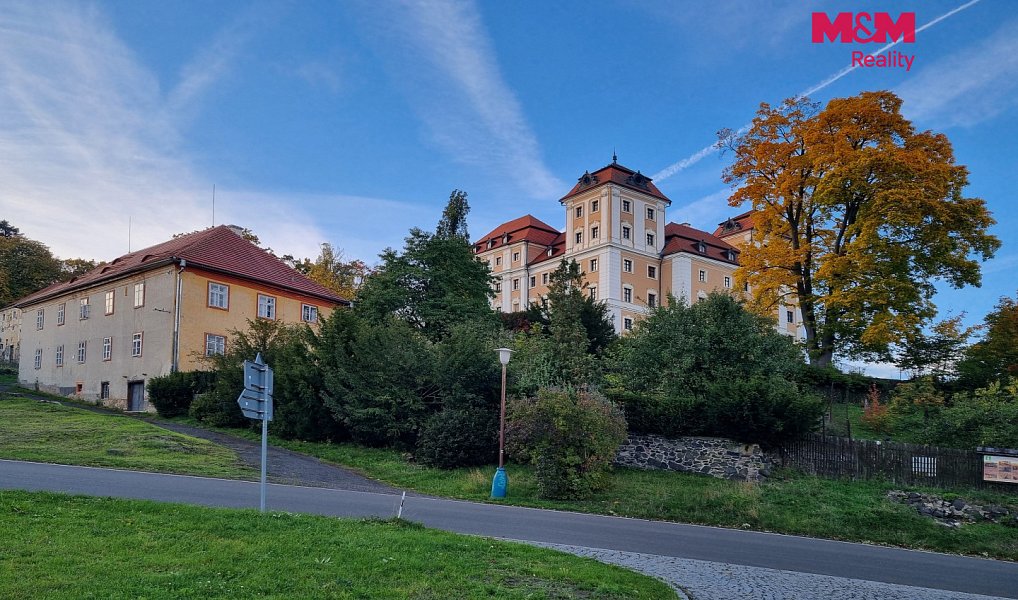 Prodej stavebního pozemku 1 556 m², Valeč – náhled fotky 23