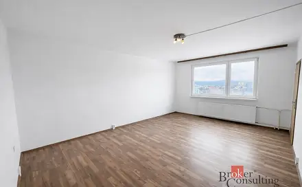 Pronájem bytu 1+1 38 m², 28. října, Jablonec nad Nisou