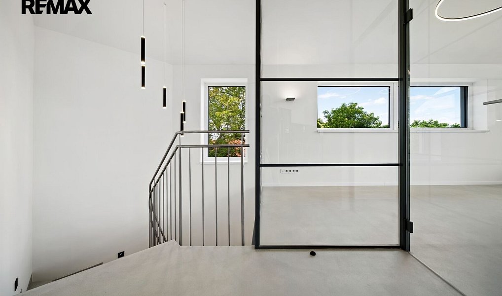 Prodej domu 167 m² s pozemkem 830 m², Šumice – náhled fotky 22