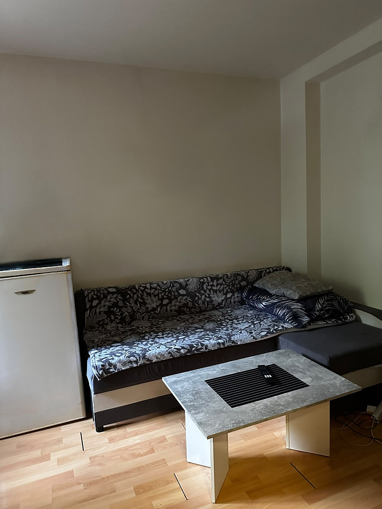 Pronájem bytu 1+kk 17 m² — photo 2