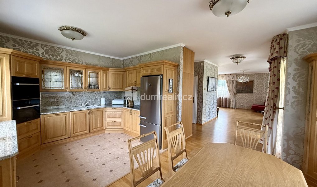 Prodej bytu 3+kk 161 m², Mariánské Lázně – náhled fotky 2