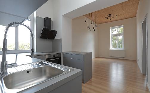 Pronájem bytu 2+kk 44 m², Pekařská, Kladno
