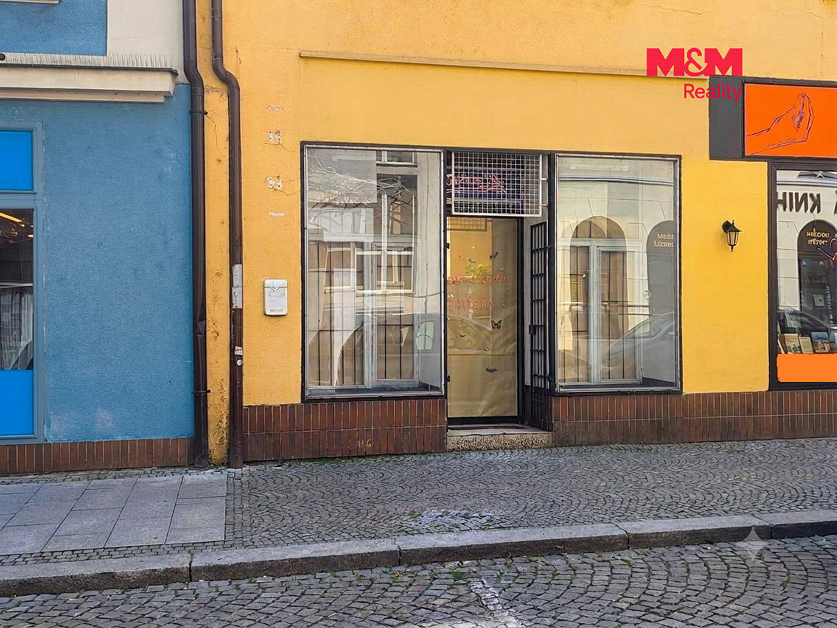 Pronájem obchodních prostor 74 m² — photo 2