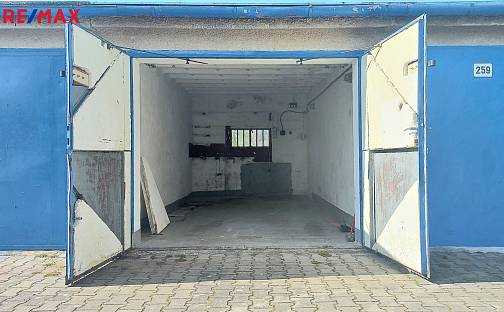 Prodej udržované cihlové garáže - Adamov, ul. Komenského, Adamov, okres Blansko