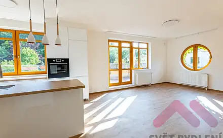 Pronájem bytu 3+kk 100 m²
