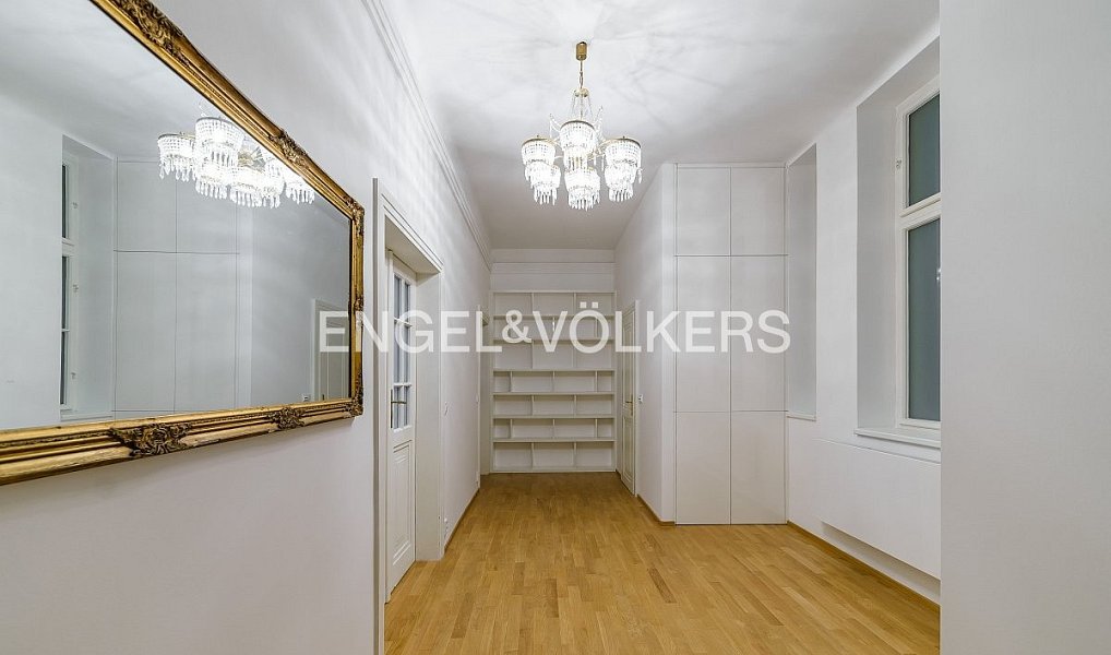 Pronájem bytu 3+kk 137 m², Praha – náhled fotky 10