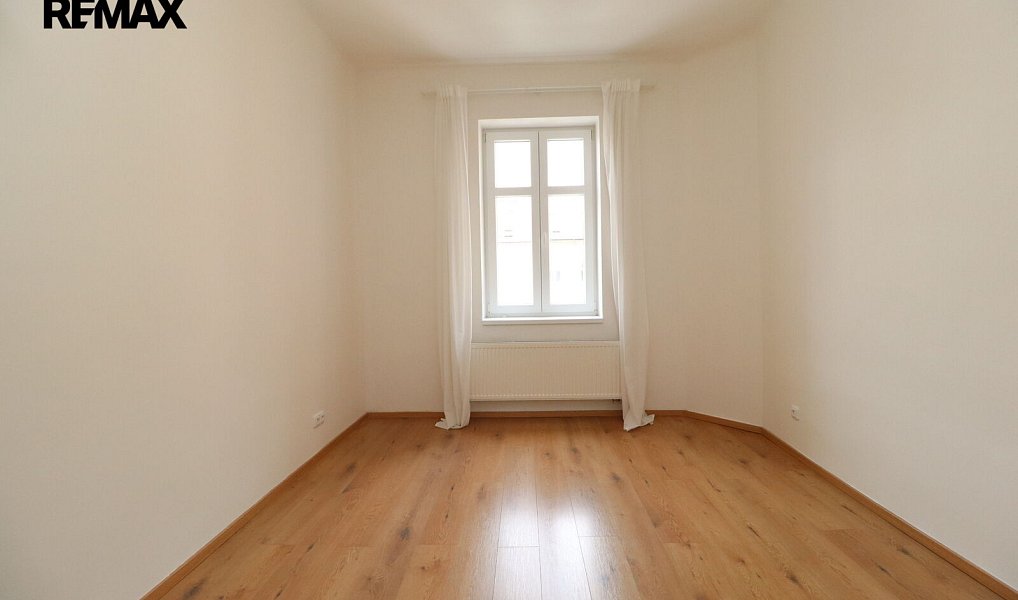 Pronájem bytu 2+kk 40 m², Praha – náhled fotky 4