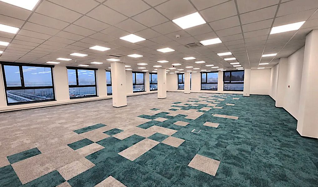 Pronájem kanceláře 639 m², Plzeň – náhled fotky 4