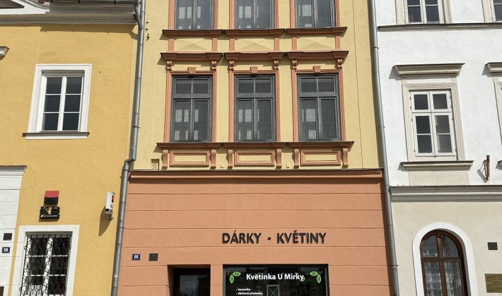 Prodej domu 916 m² s pozemkem 331 m², Broumov – fotka 1 z 13